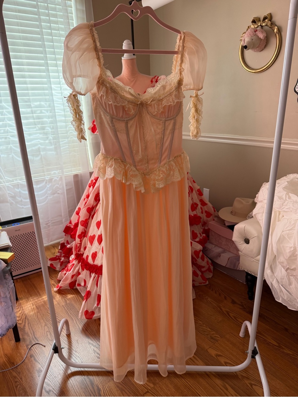 Lacemade dress - Picture 15 of 16